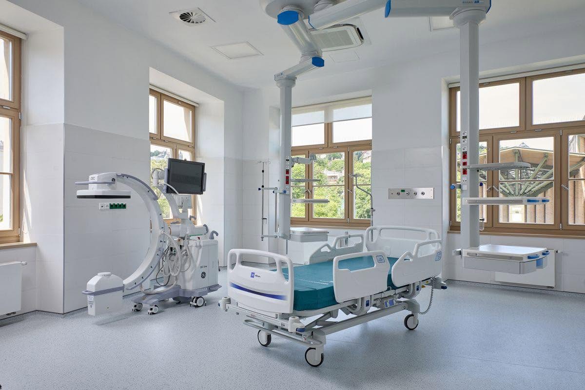 Clinical treatment room with integrated electrical and building systems
